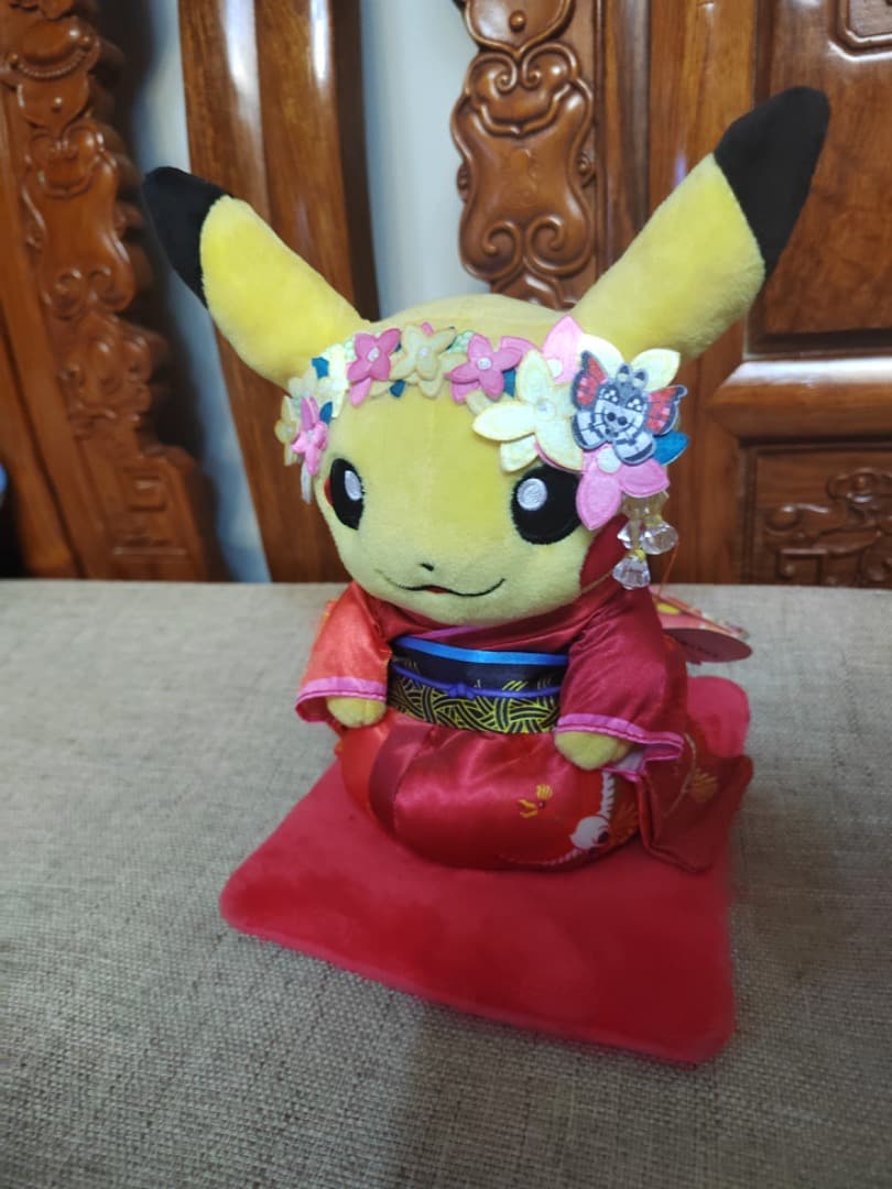 廃盤品タグ付きポケモン京都　舞妓　限定ピカチュウぬいぐるみ　ペア　pokemon