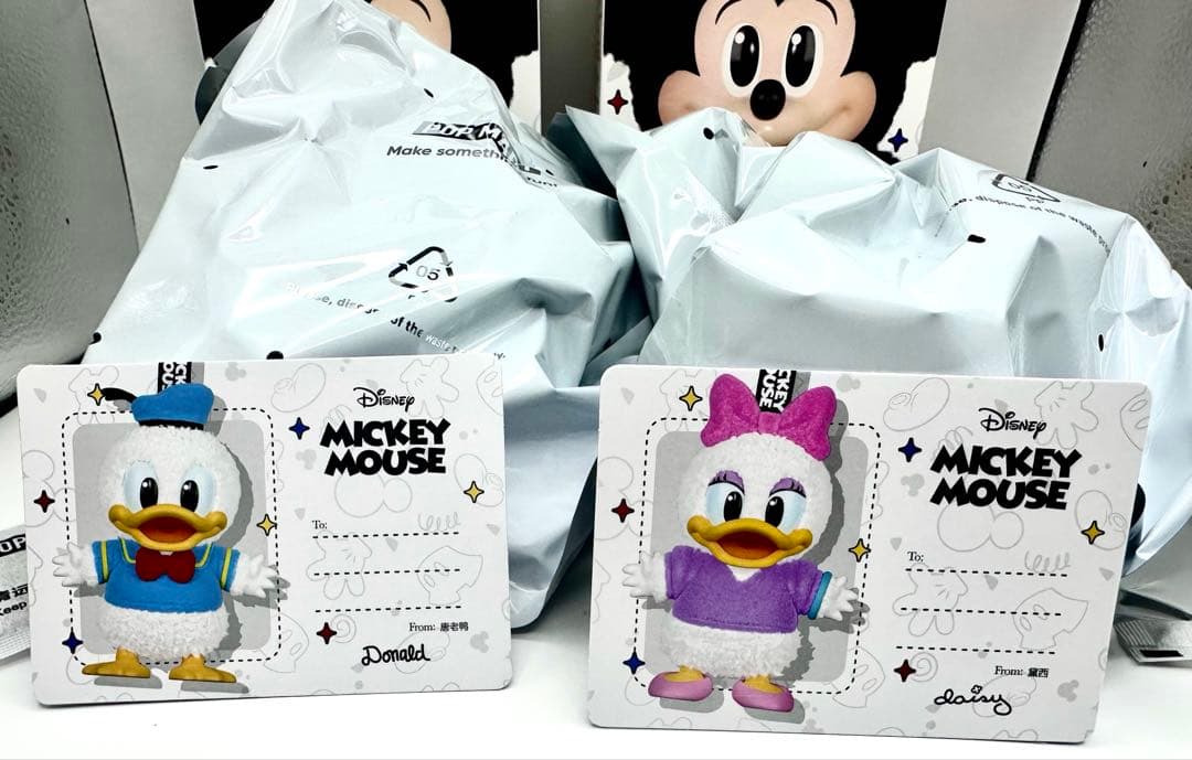 ディズニー ポップマートミッキーファミリー　ドナルド　デイジー