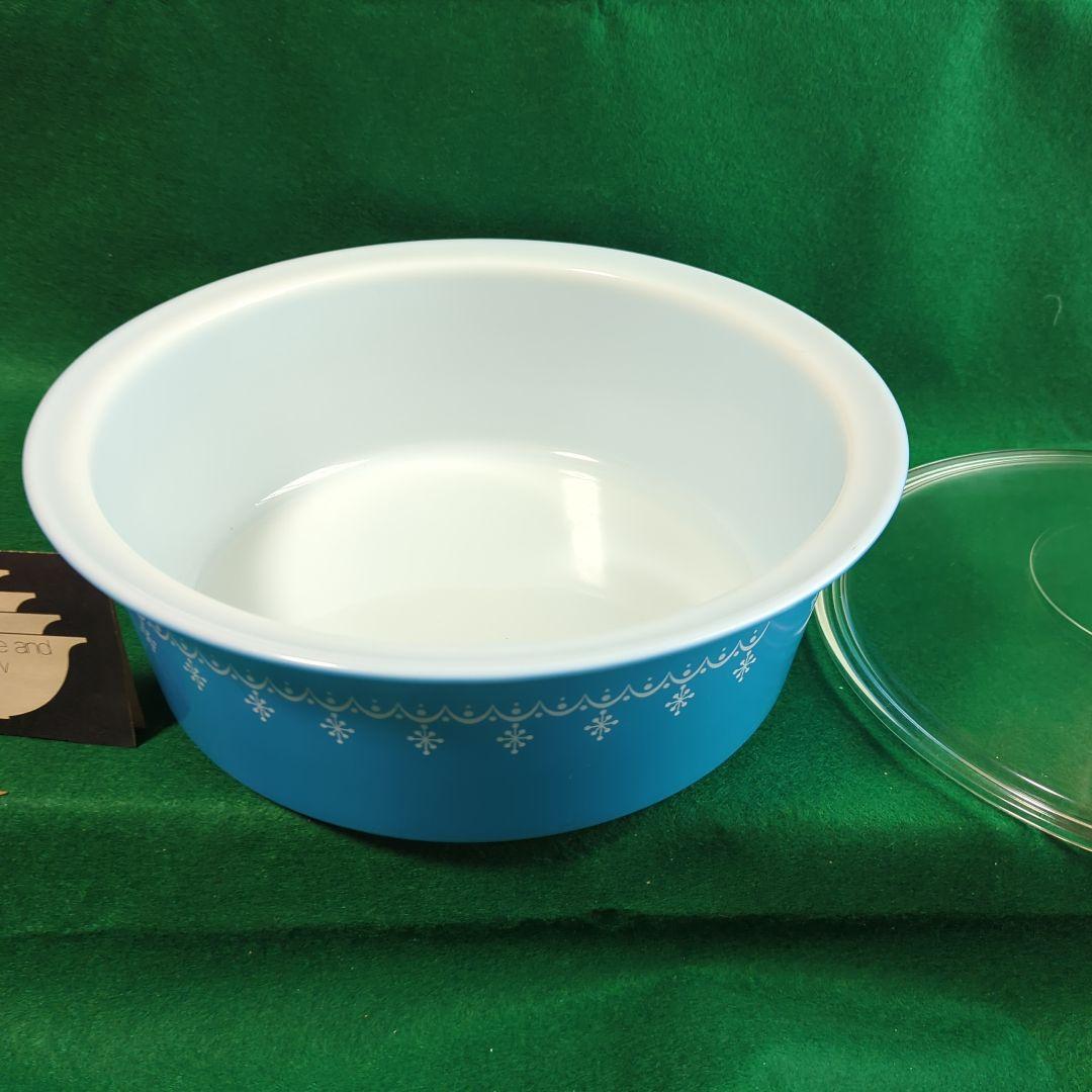 パイレックス PYREX スノーフレイクボウル蓋付 デッドストック 箱入り未使用