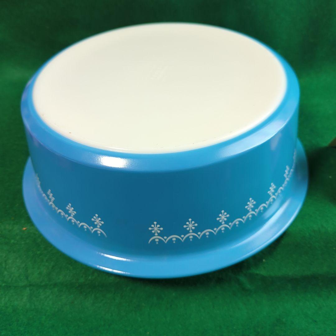 パイレックス PYREX スノーフレイクボウル蓋付 デッドストック 箱入り未使用