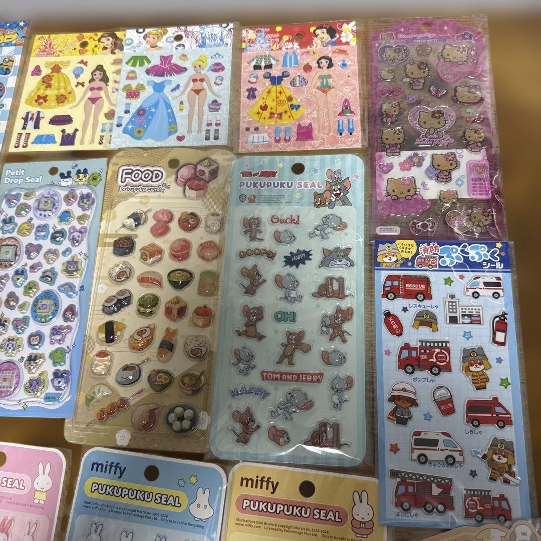 シール17枚セット ひやけキティ ミッフィ たまごっちぷくぷくシール ミニオン