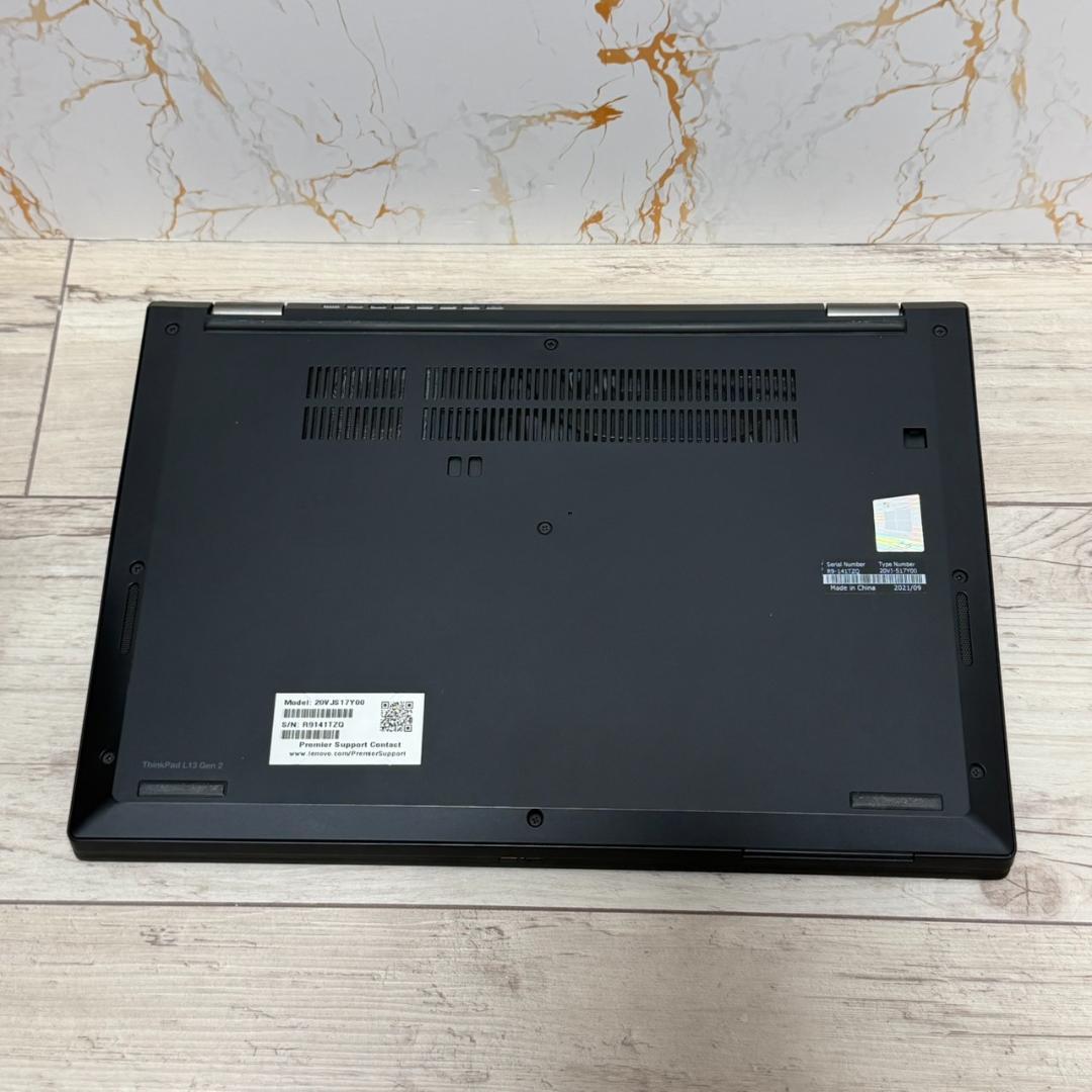 Lenovo ThinkPad ノートPC第11世代 i5 8GB SSD256