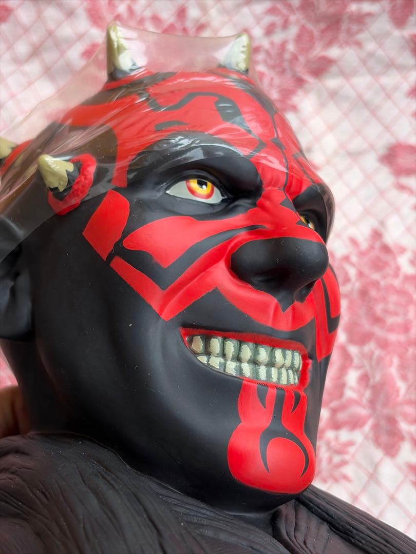 ダースモール 置物《物入れ》