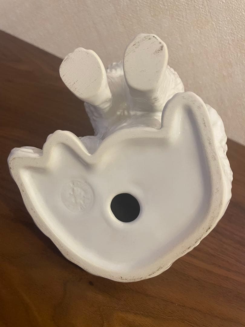 ボルダロピニェイロ　Bordallo Pinheiro 白猫　置物