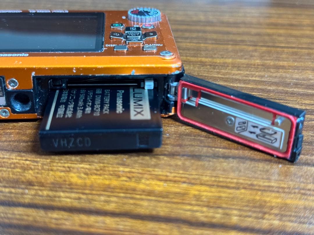 【動作確認済】Panasonic LUMIX DMC-FT1 防水デジカメ