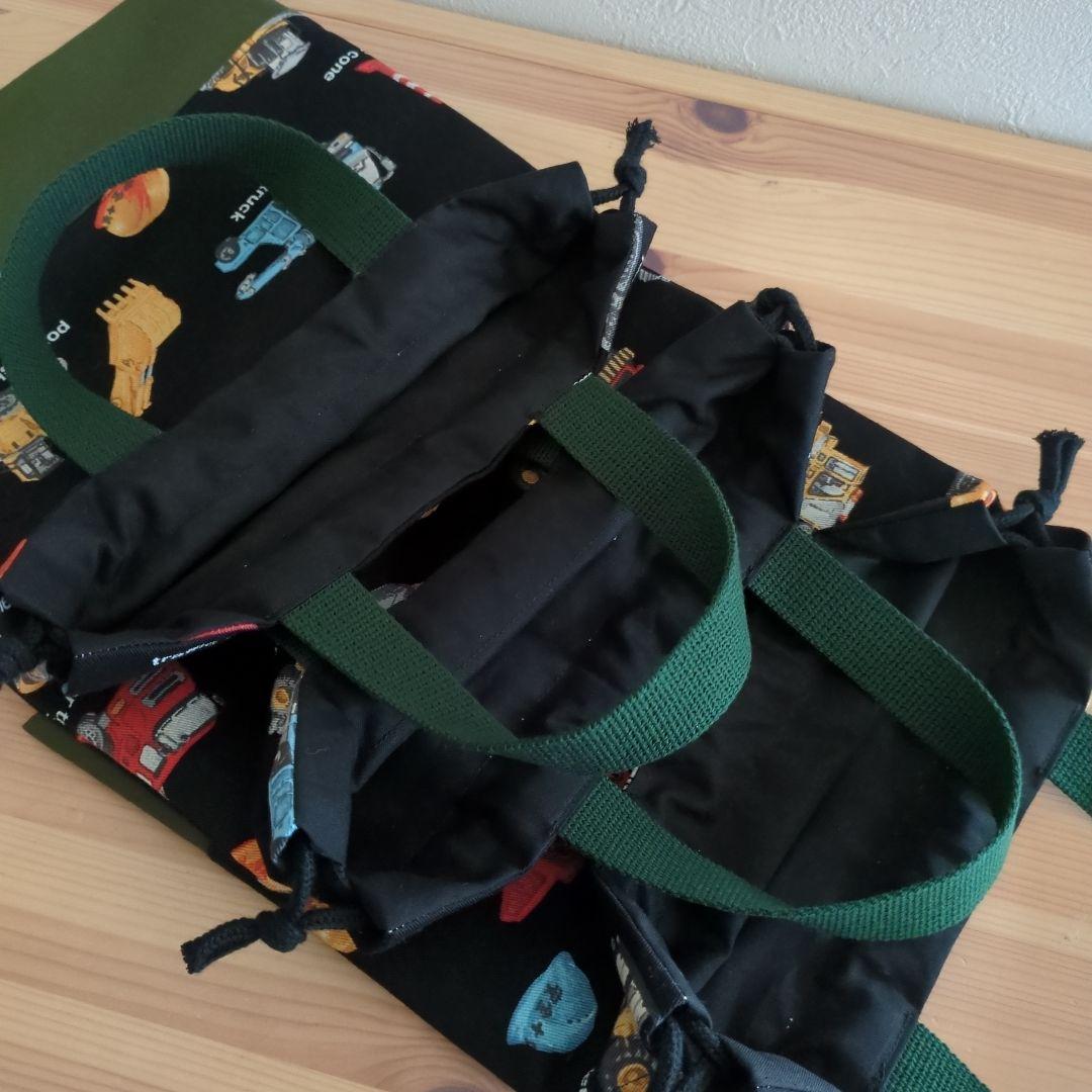 ほし　はたらくくるま　工事車両黒×カーキ