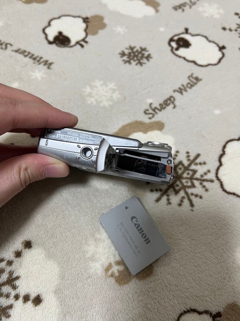 Canon IXY DIGITAL 810IS コンパクトデジタルカメラ