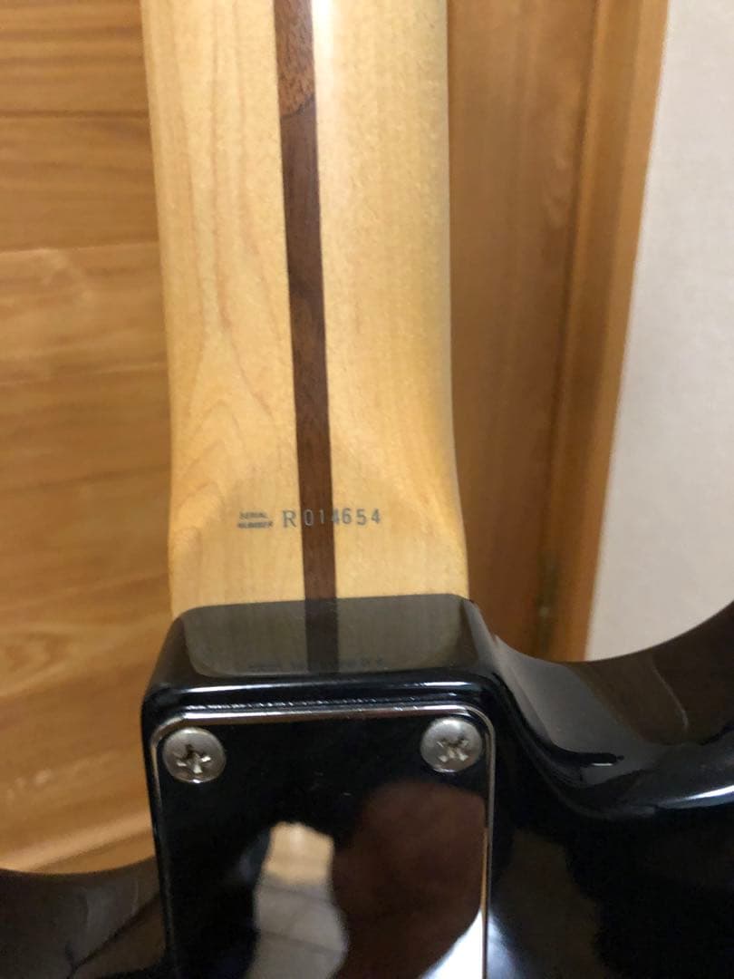 Y*.様 Fender Japan Stratocaster ブラックエレキギタ