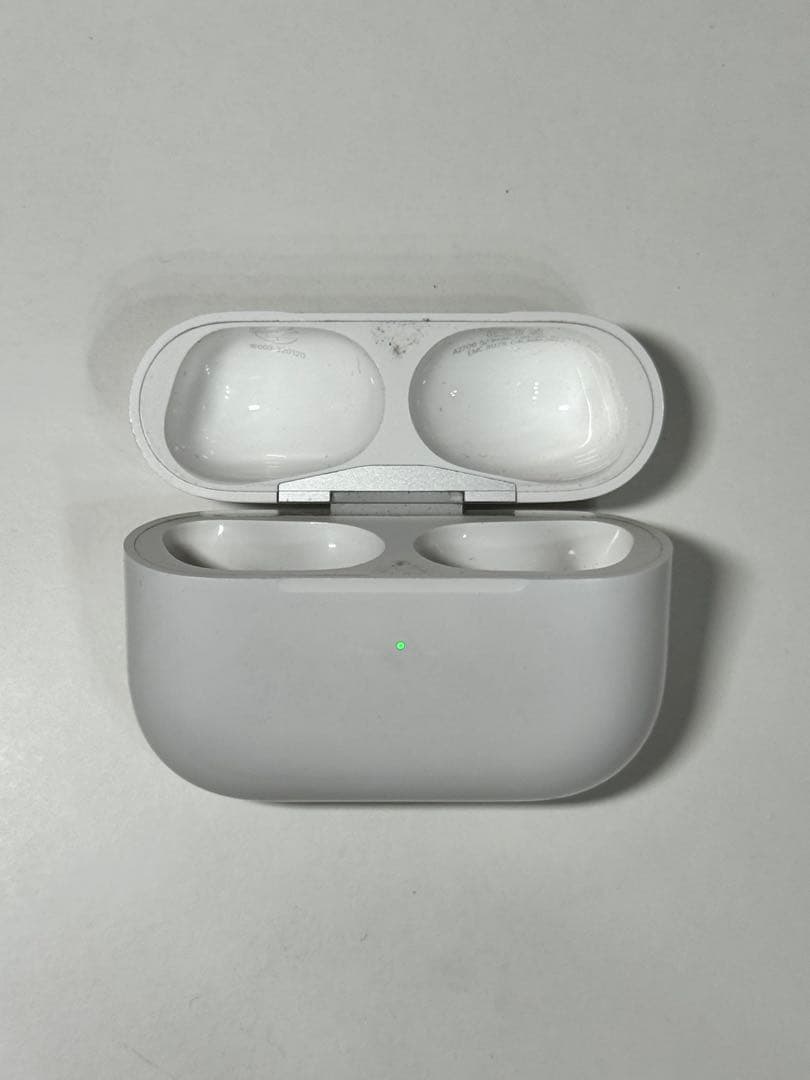 Airpods Pro MQD83J/A(第2世代) ケースのみ
