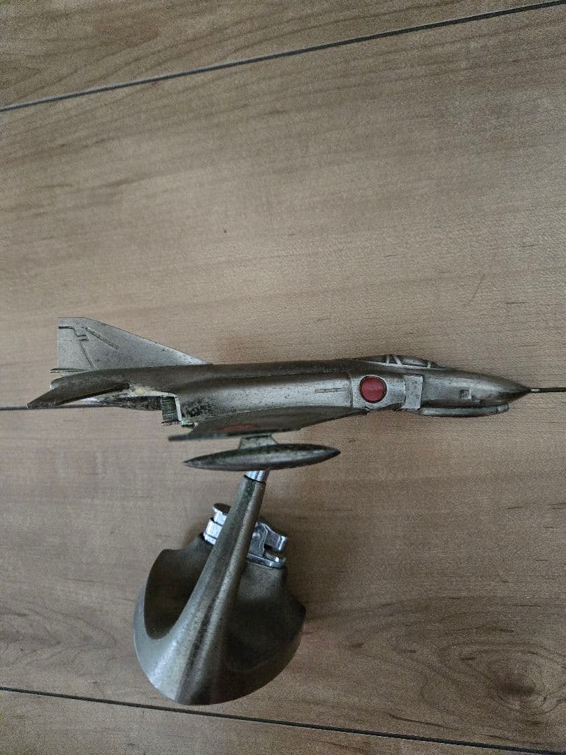 F-4EJファントム戦闘機 卓上模型付きライター(ジャンク品)