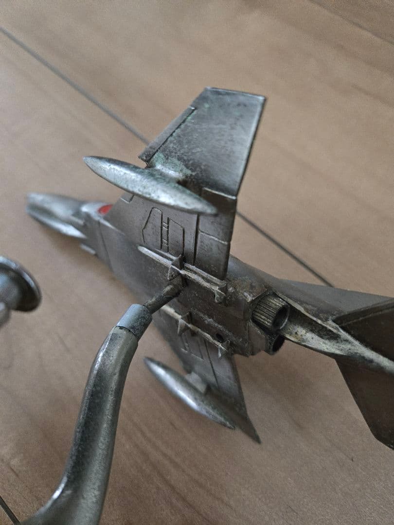 F-4EJファントム戦闘機 卓上模型付きライター(ジャンク品)