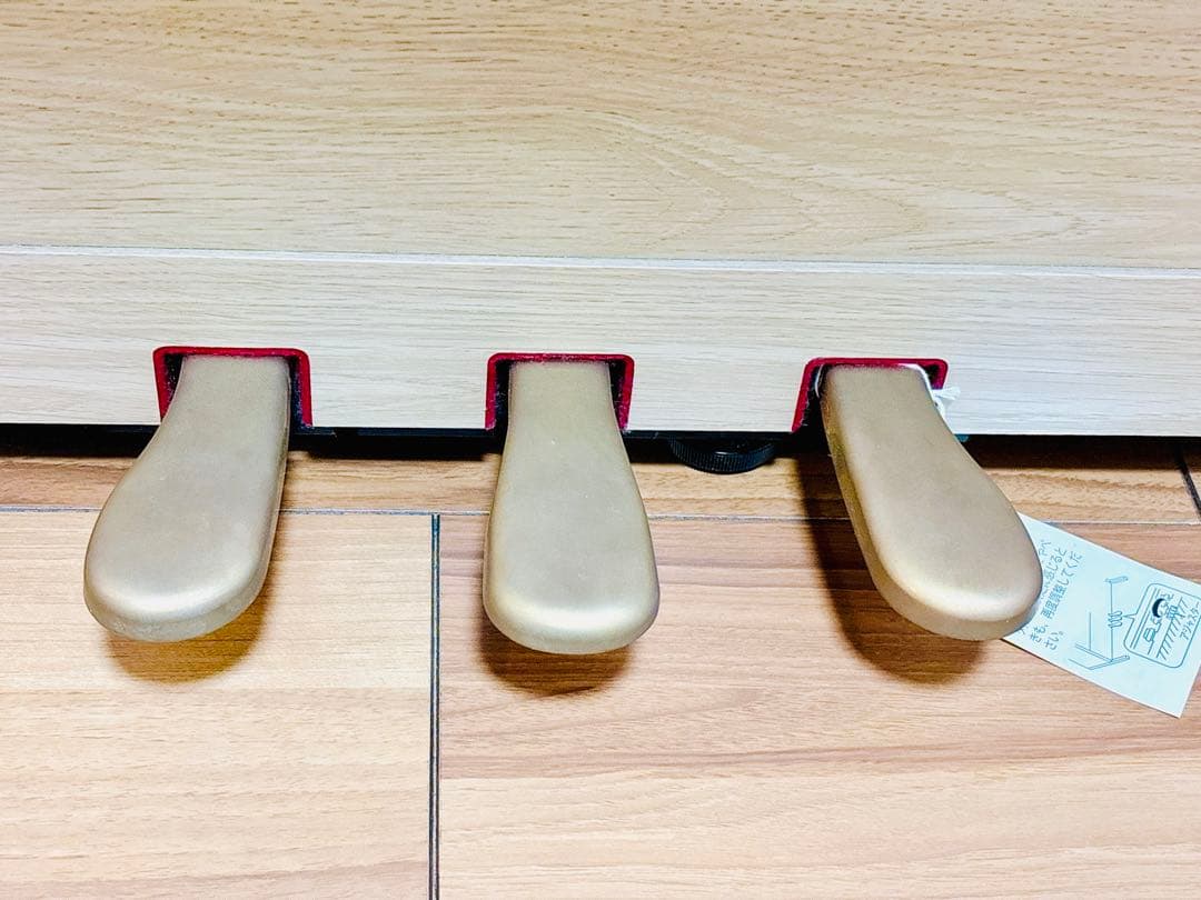 むうRoland 電子ピアノ HP704-LA 2019年製