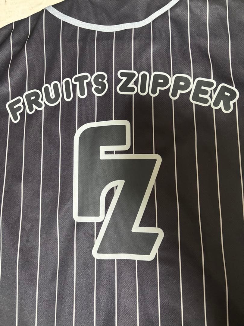 FRUITS ZIPPER　ユニフォーム　黒