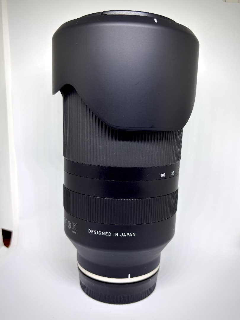 【ほぼ未使用】TAMRON 70-180mm F/2.8 Di III VXD