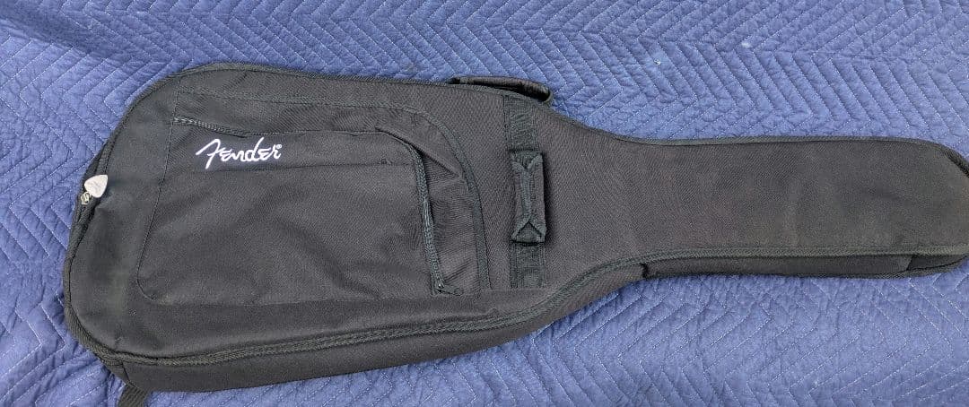 Fender Modern Player Stratocaster　ストラト