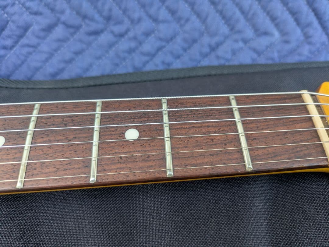 Fender Modern Player Stratocaster　ストラト