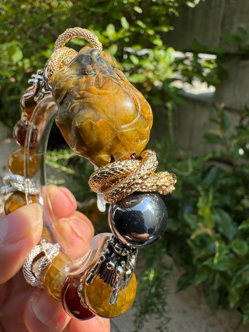 ピータサイト貔貅　龍やドラゴンアゲートや蛇で