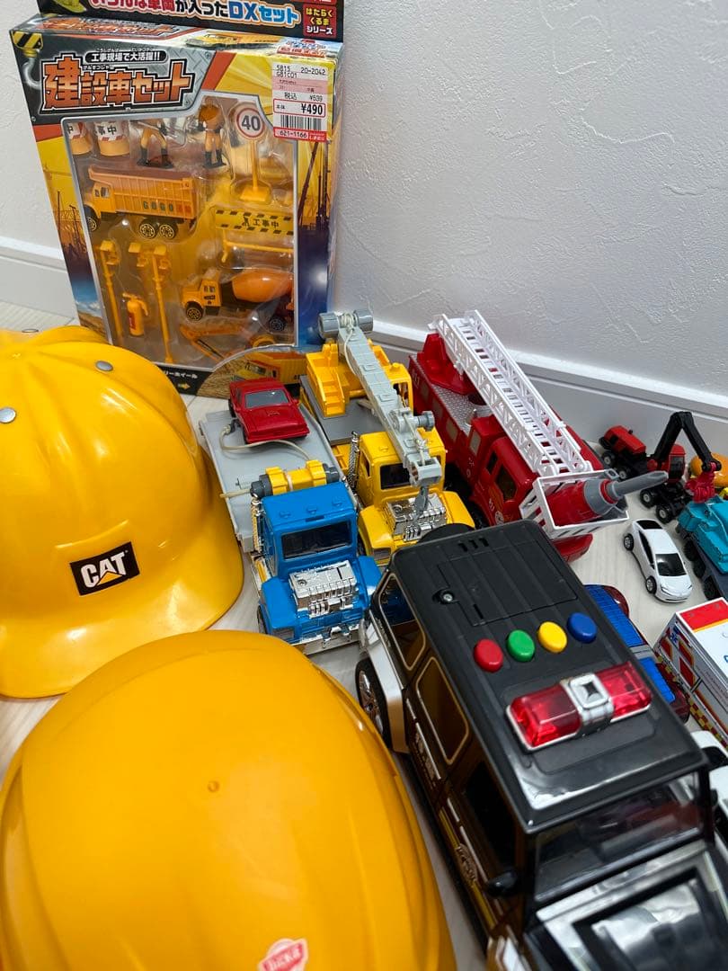 まとめ売り　トミカ　車　こども　おもちゃ　総額5万円相当　新品未使用有り