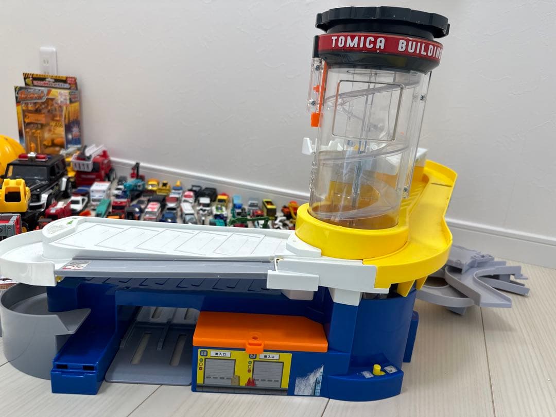 まとめ売り　トミカ　車　こども　おもちゃ　総額5万円相当　新品未使用有り