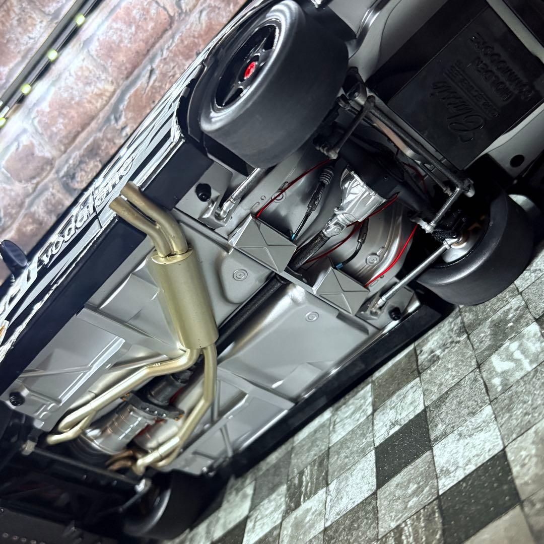 国内未入荷 1000台限定 1/18 CC ホールデン VX コモドア V8