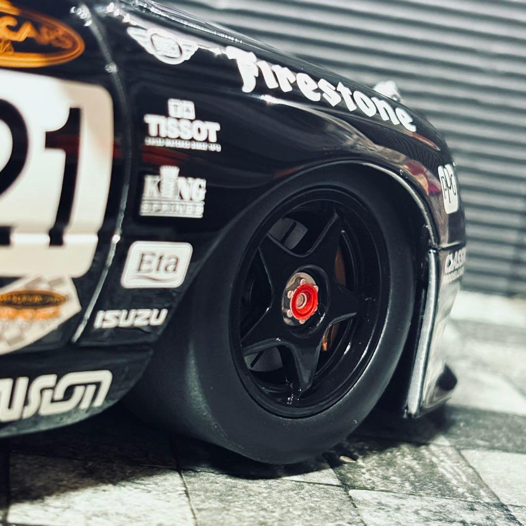 国内未入荷 1000台限定 1/18 CC ホールデン VX コモドア V8