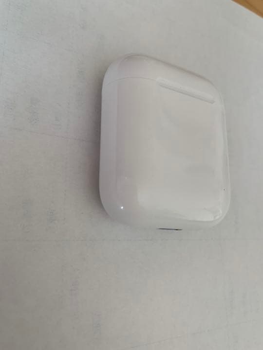 AirPods 箱つき