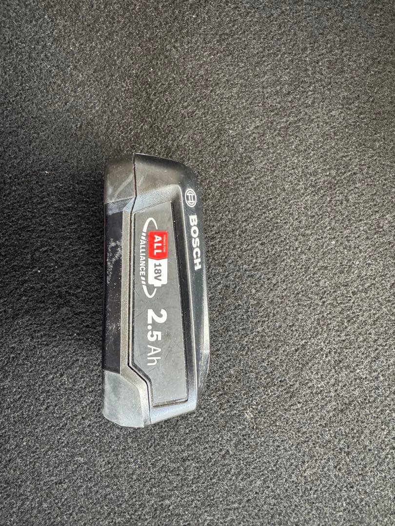 Bosch コードレス掃除機 充電器・バッテリー付き