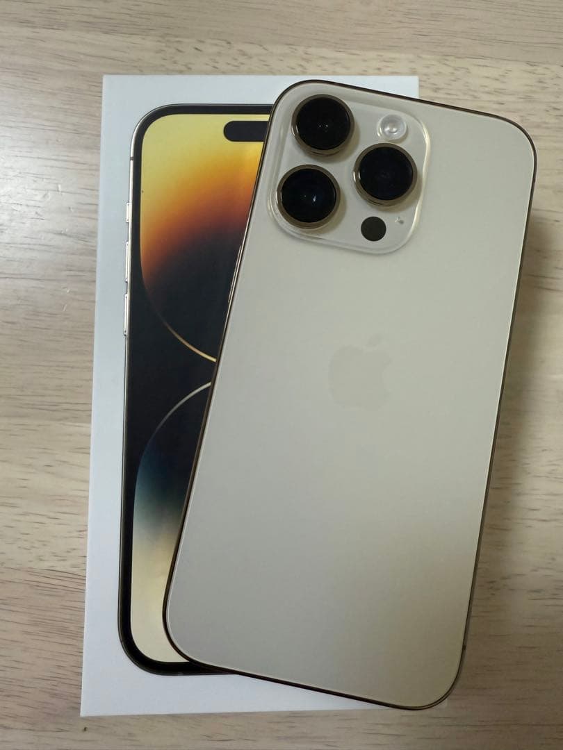 ケロさん専用Apple iPhone 14 Pro ゴールド　256gb