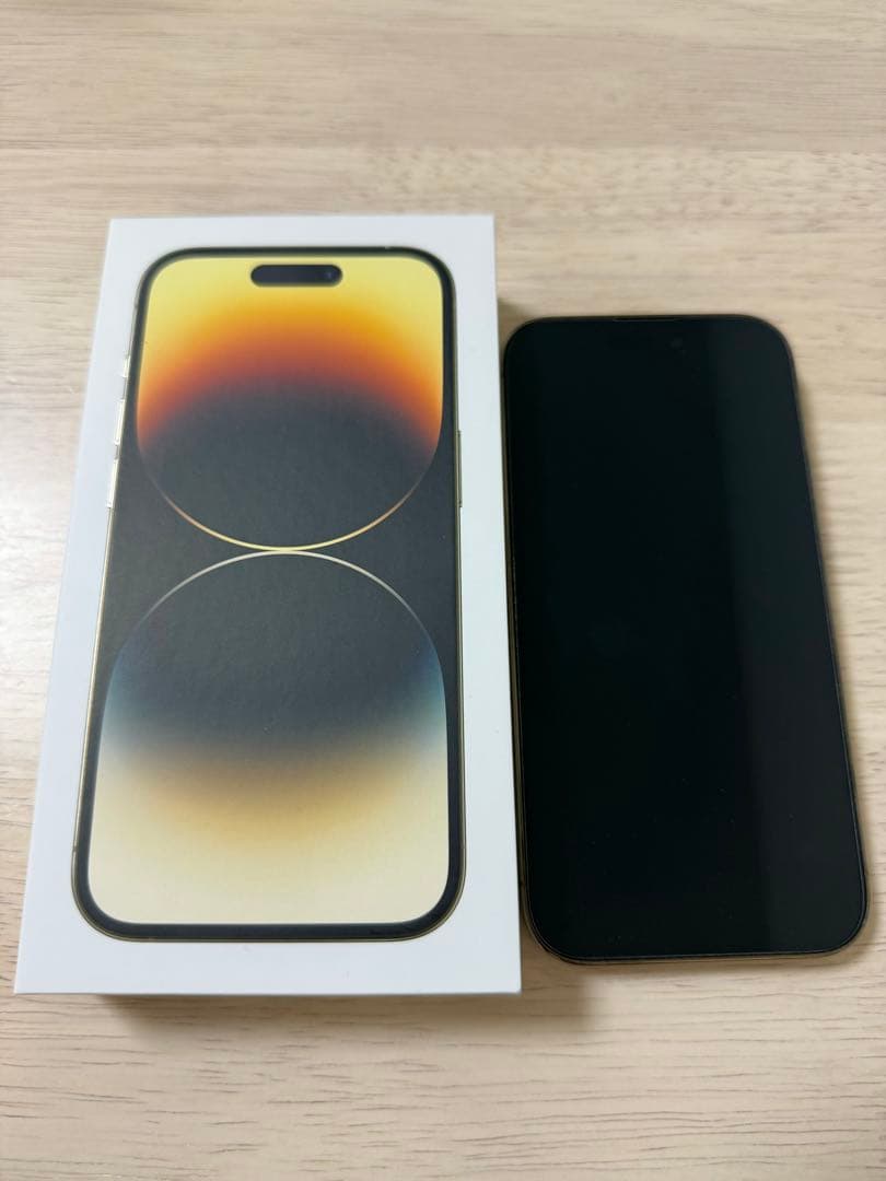 ケロさん専用Apple iPhone 14 Pro ゴールド　256gb