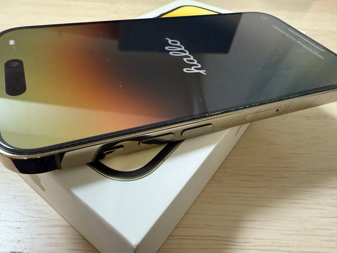 ケロさん専用Apple iPhone 14 Pro ゴールド　256gb