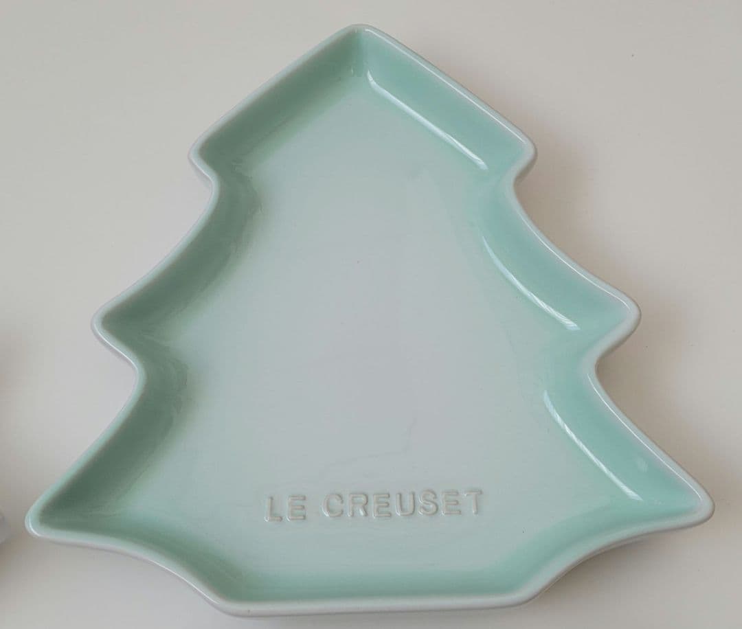 新品☆未使用　ルクルーゼ　デザートプレート　フードピックセット　ホリデー