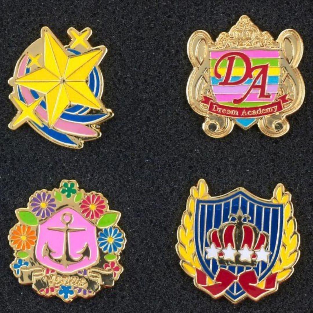 【新品未開封】アイカツ 5周年記念ピンバッジセット　プレミアムバンダイ