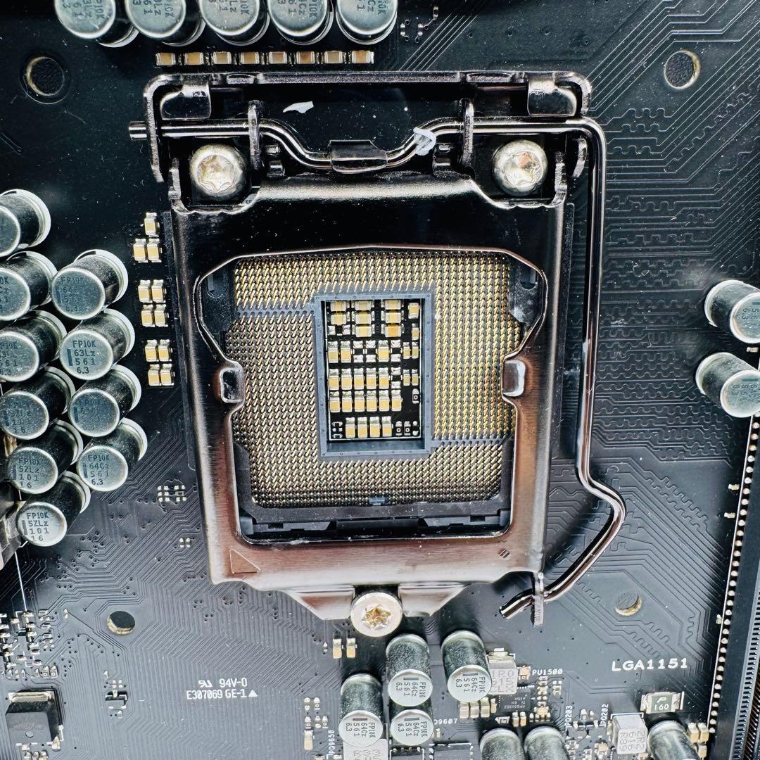 ASUS ROG MAXIMUS VIII HERO マザーボード