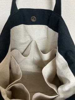 ハンドメイド　フリルショルダーバッグ　ブラック　リネン