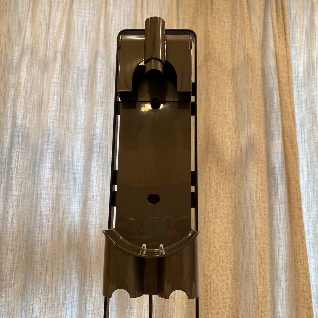 山崎スタンド、収納用ブラケット、充電器、V8ヘッド4点、取扱説明書　他