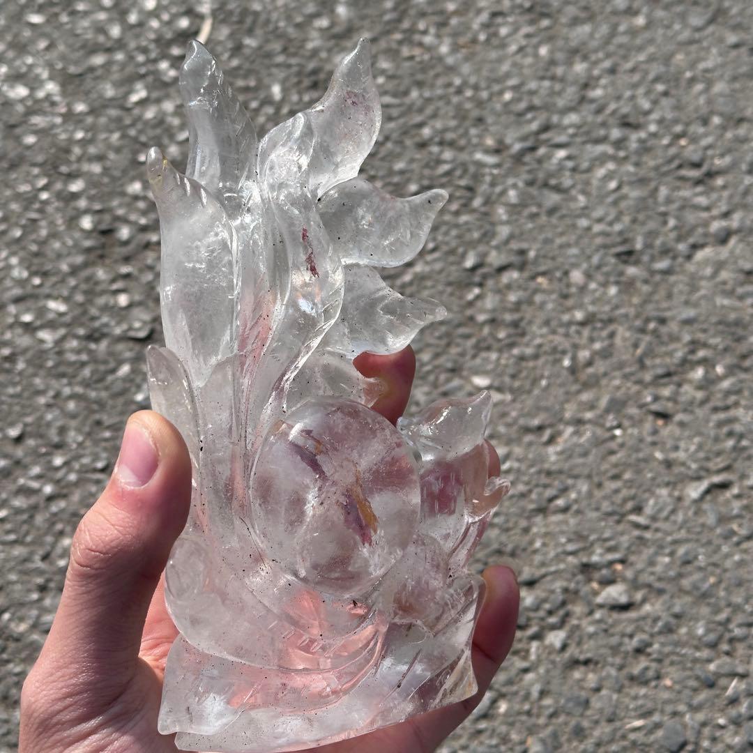 天然石ファイアクォーツ共生水晶の九尾狐　置物　彫り物G.266