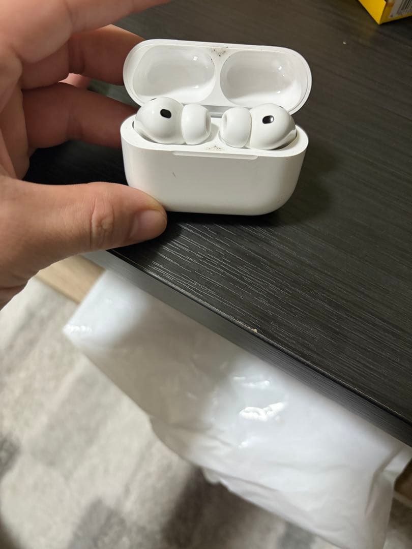 Apple AirPods Pro ワイヤレスイヤホン