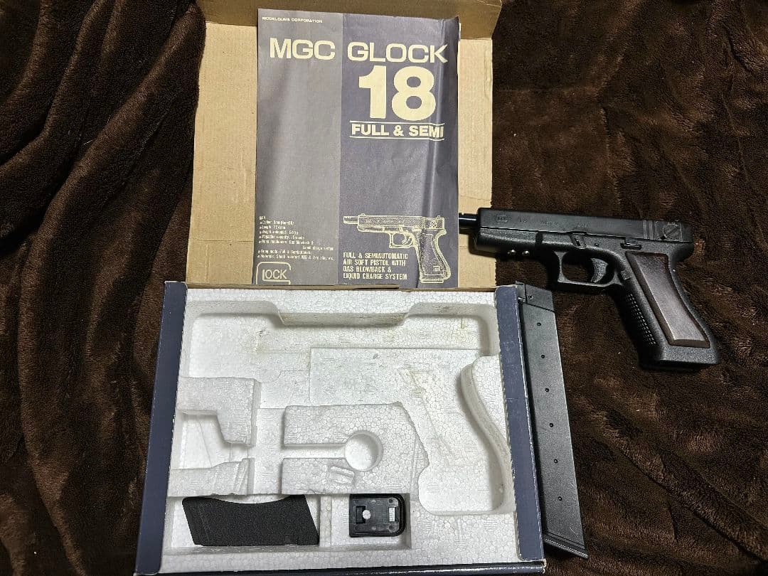 【実働】MGC GLOCK 18 グロック ガスガン ロングマガジン 箱付
