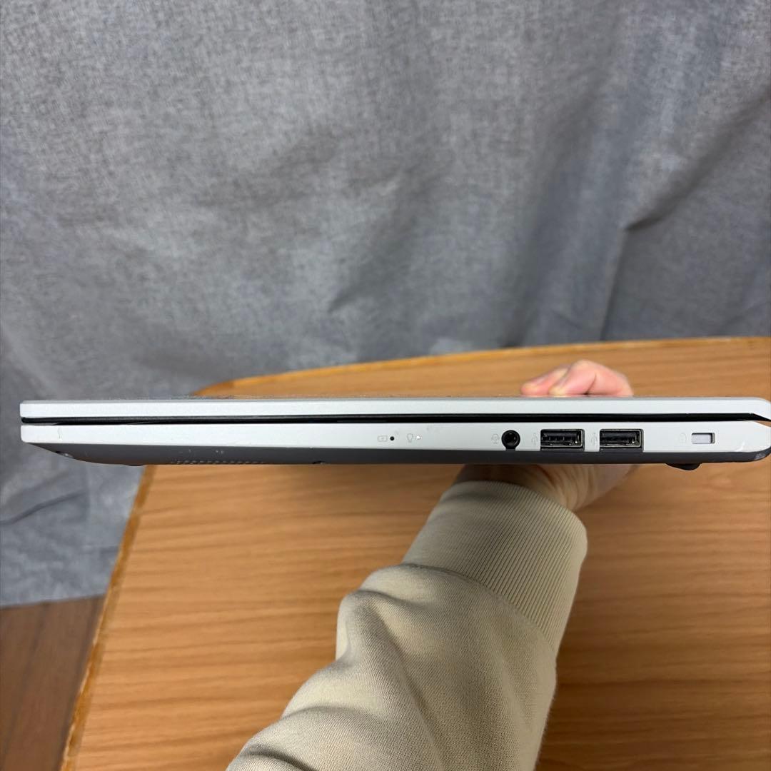 Windowsノート本体 Asus VivoBook X515EA i7-1165G7/16GB/512