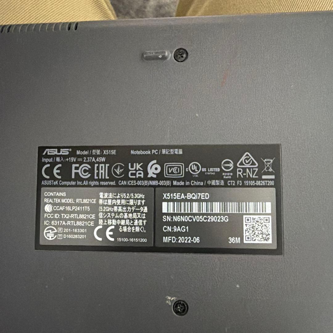 Windowsノート本体 Asus VivoBook X515EA i7-1165G7/16GB/512