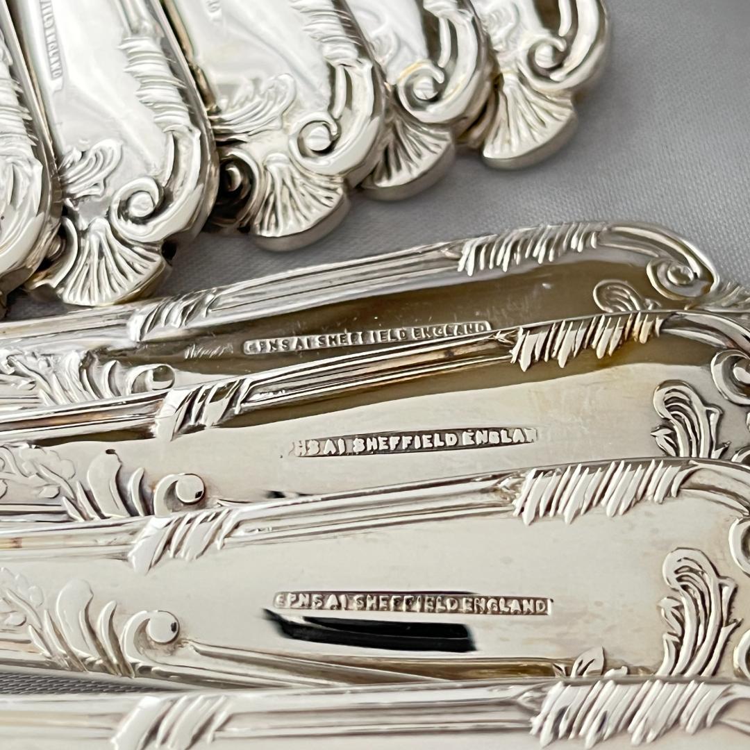 【Hugh Foulerton】デザートセット 6名用31本組 サーバー付