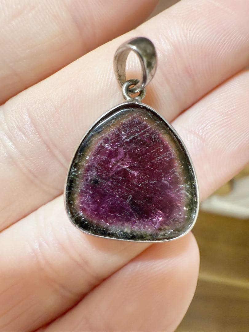 ウォーターメロントルマリン　ペンダントトップ　自然石　原石①