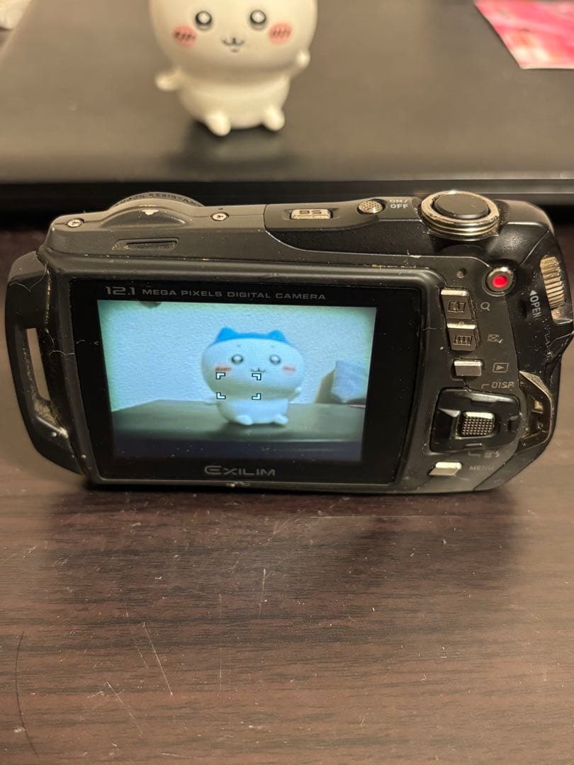 CASIO EXILIM 12.1メガピクセル コンパクトデジタルカメラ