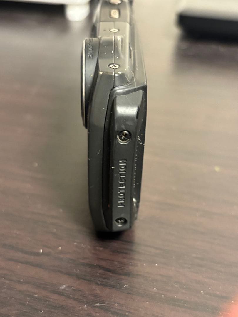 CASIO EXILIM 12.1メガピクセル コンパクトデジタルカメラ