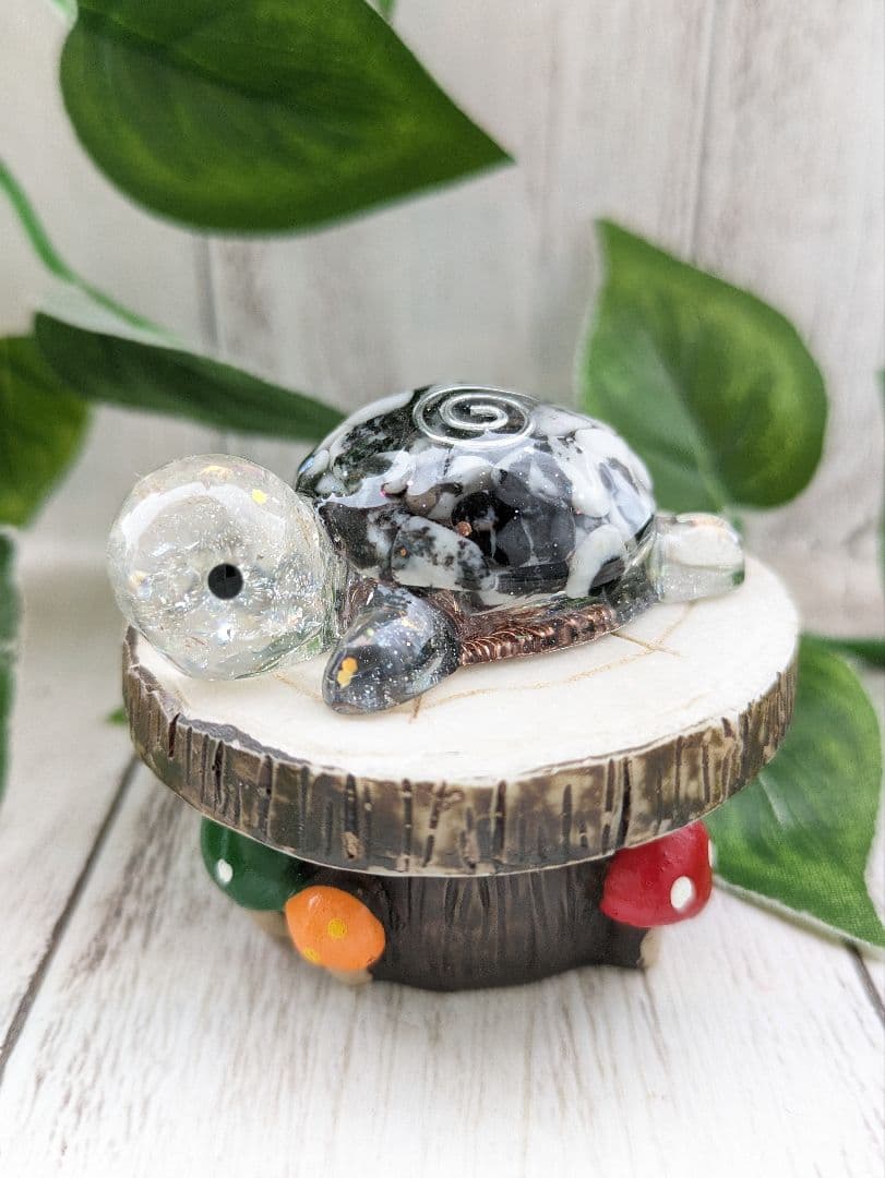 【イリィ】セレスタイトのかめちゃん形オルゴナイト☆他４点