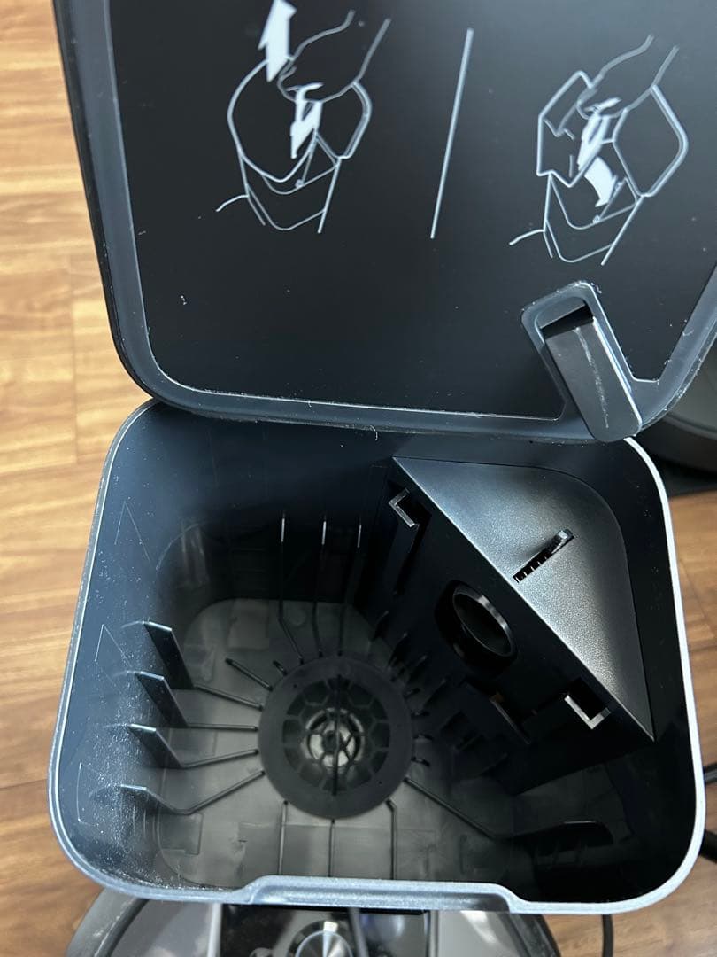 ルンバ(Roomba) i7+ i755060 スペアバッグ、ブラシ、ウォール付