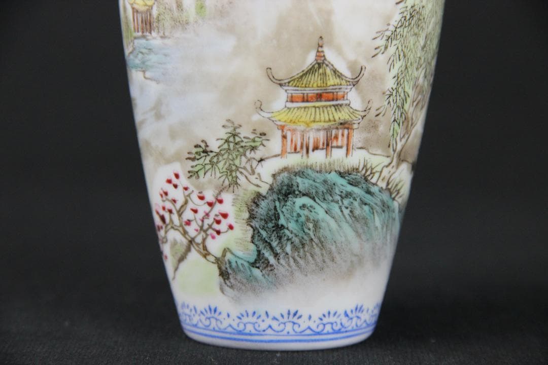 中国 花瓶 薄口 粉彩山水人物 唐物 花生 色絵 陶磁器 景徳鎮 FJ11-4