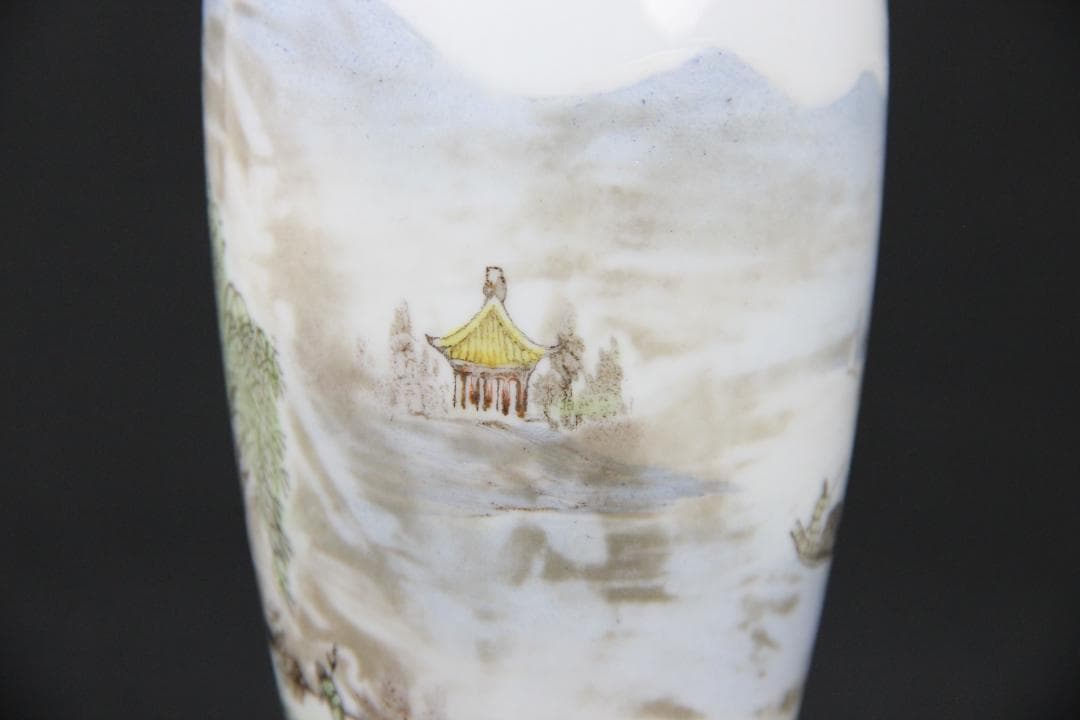 中国 花瓶 薄口 粉彩山水人物 唐物 花生 色絵 陶磁器 景徳鎮 FJ11-4