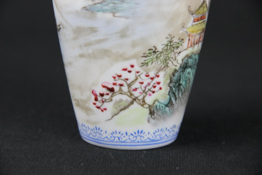 中国 花瓶 薄口 粉彩山水人物 唐物 花生 色絵 陶磁器 景徳鎮 FJ11-4