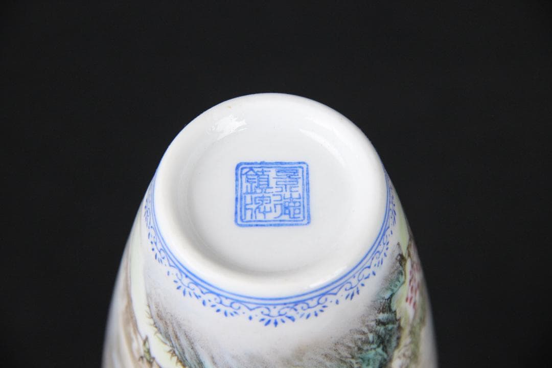 中国 花瓶 薄口 粉彩山水人物 唐物 花生 色絵 陶磁器 景徳鎮 FJ11-4